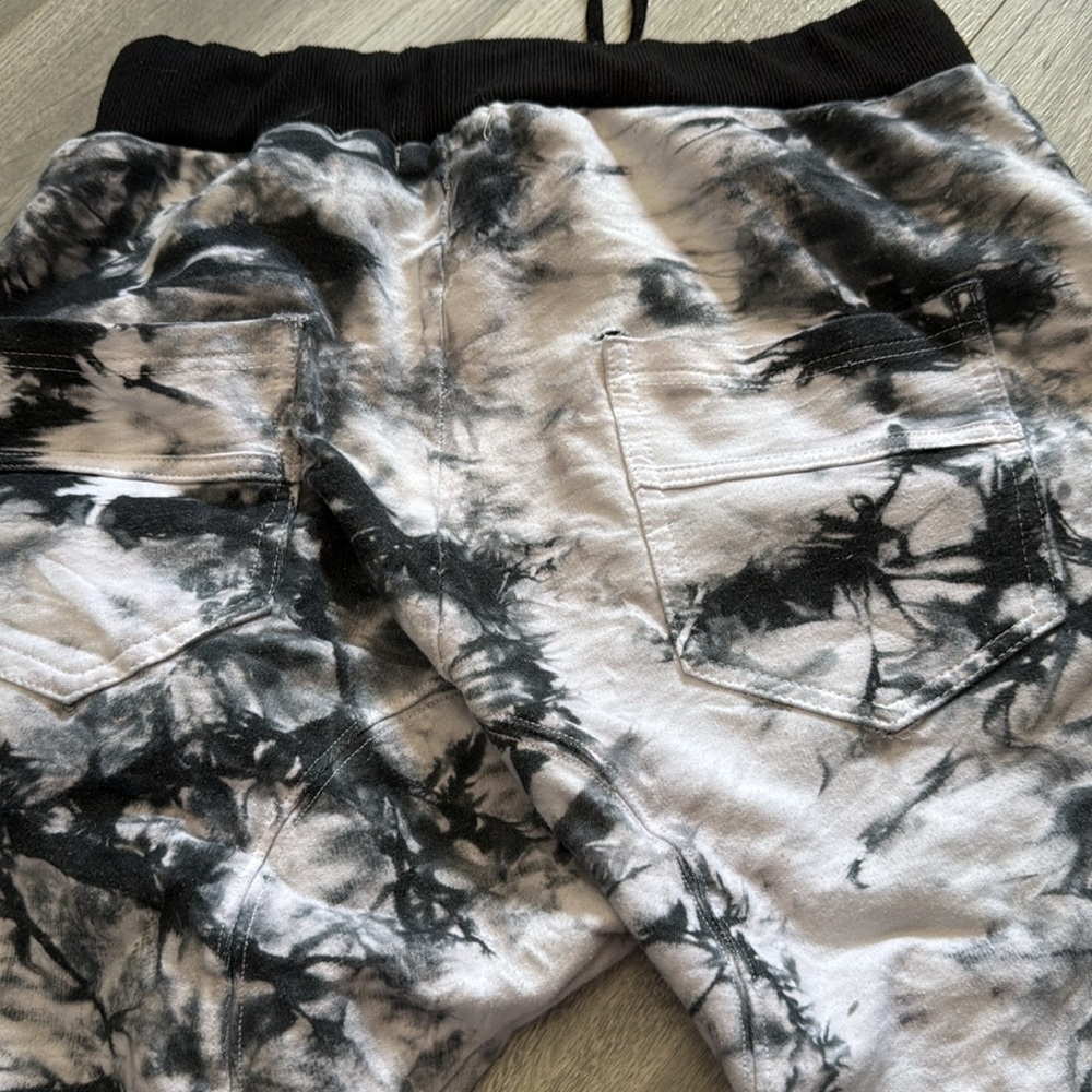 Uncle Ralph long shorts size small - Picture 4 of 5